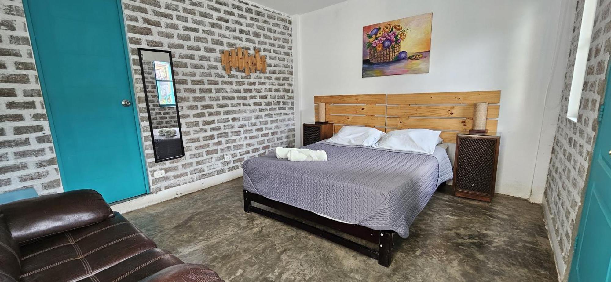 The Upcycled Hostel Huacachina Ика Экстерьер фото