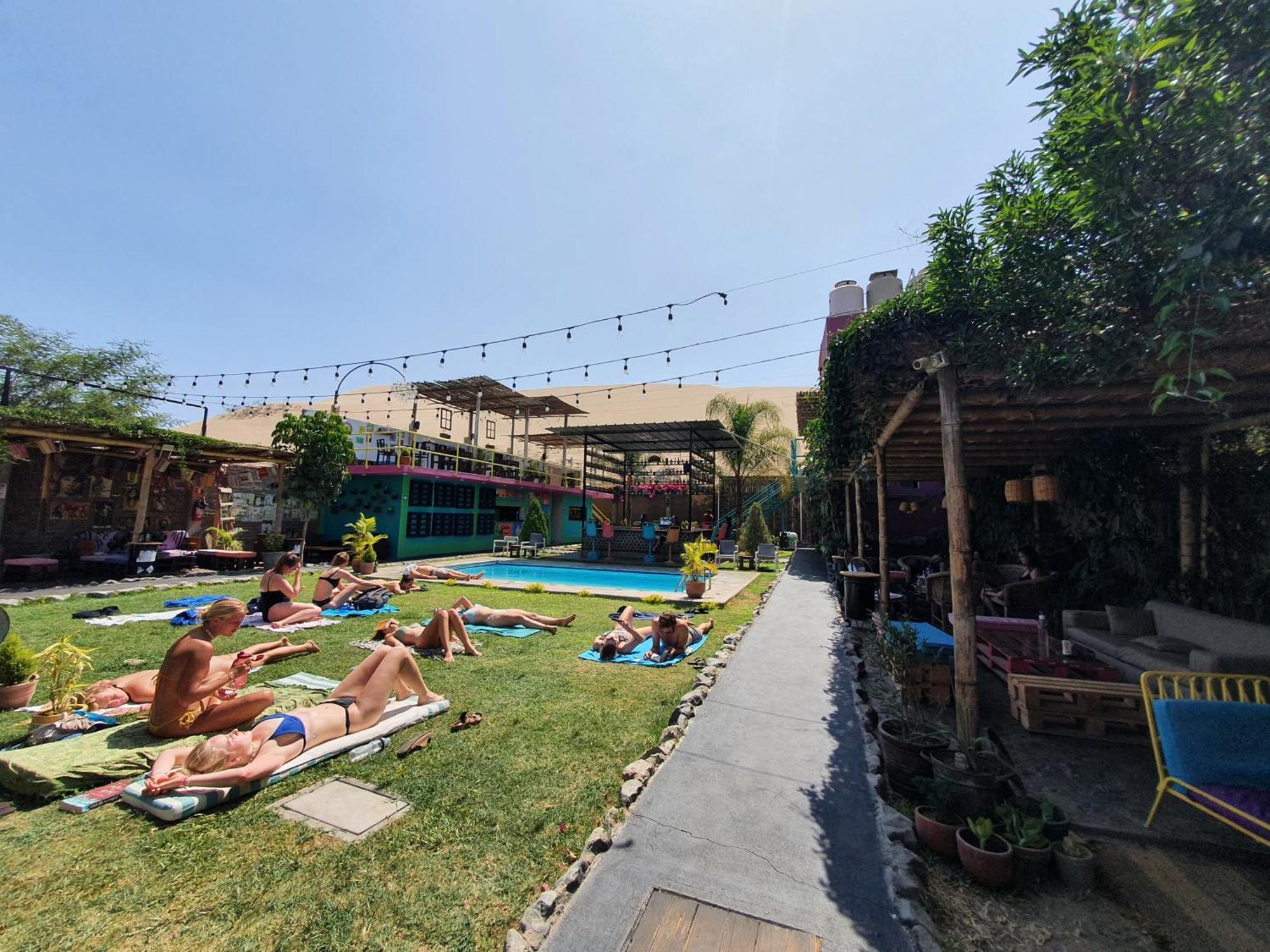 The Upcycled Hostel Huacachina Ика Экстерьер фото