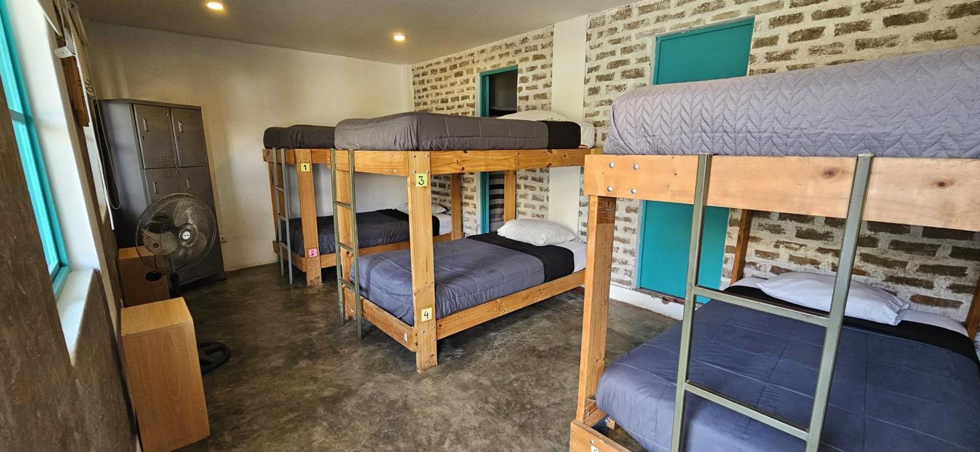 The Upcycled Hostel Huacachina Ика Экстерьер фото