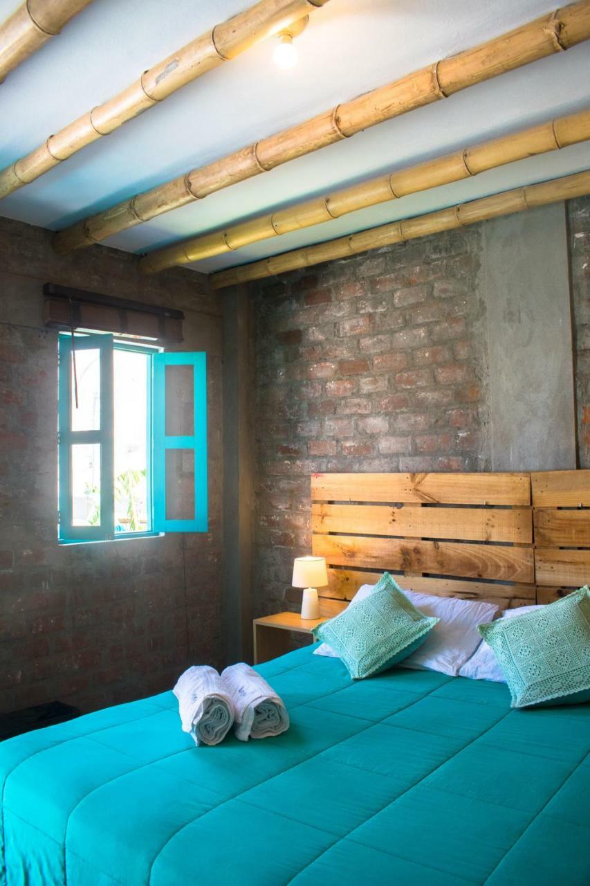 The Upcycled Hostel Huacachina Ика Экстерьер фото