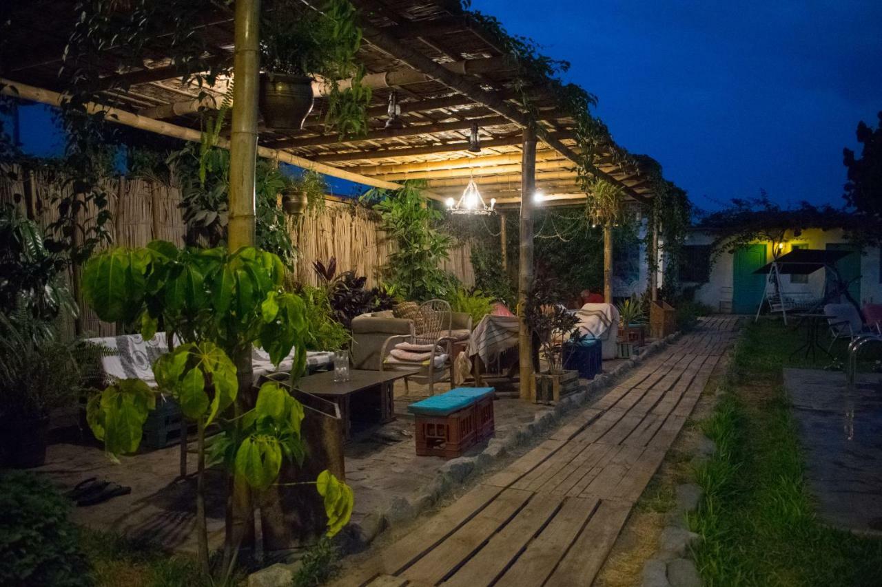 The Upcycled Hostel Huacachina Ика Экстерьер фото